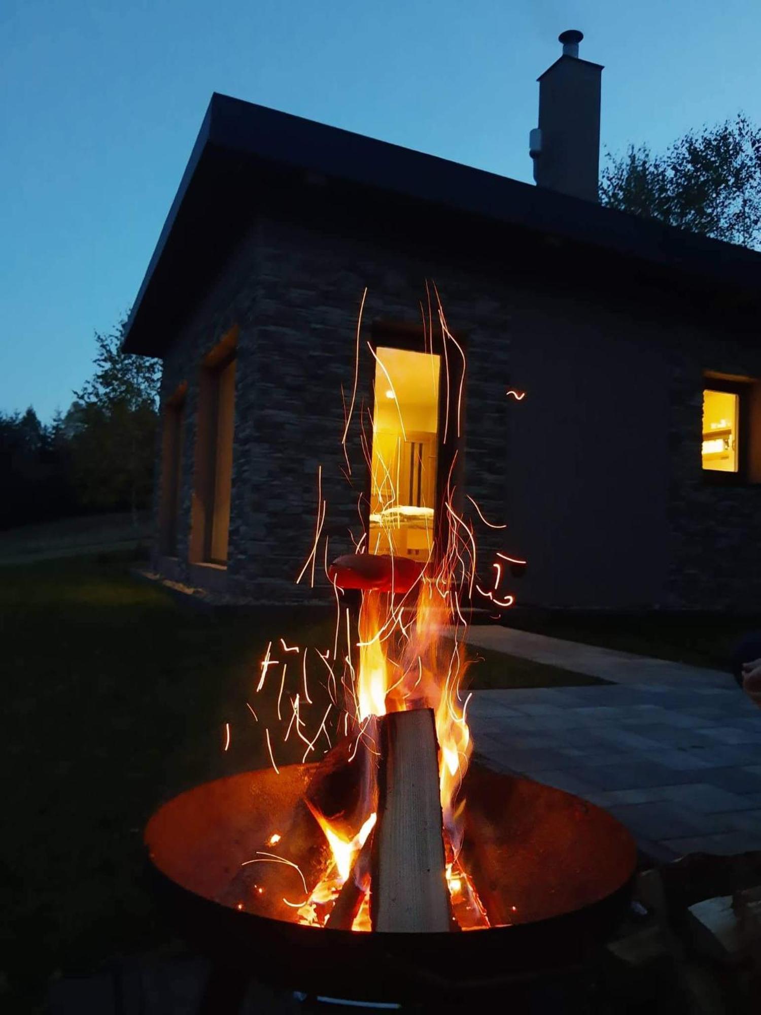 Glamping Vyhlidka Appartement Chvalec Kamer foto